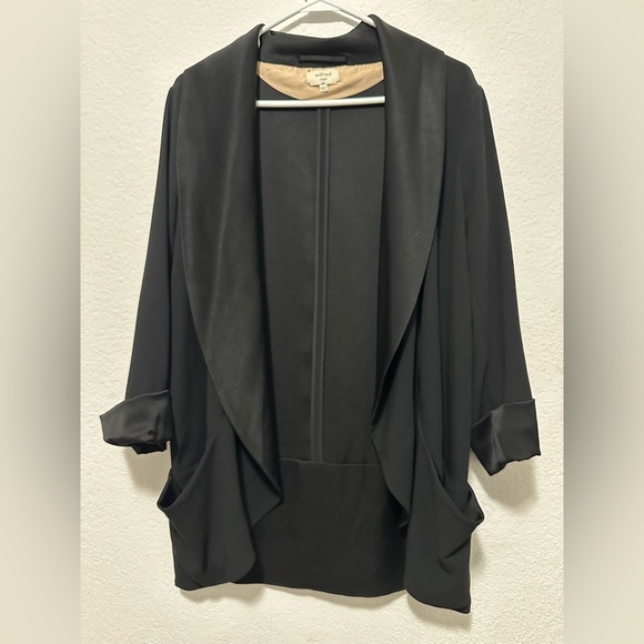 Wilfred Aritzia Chevalier Jacket Blazer Crepe Open Front 3/4 Sleeve Black Size 8 - Picture 2 of 6